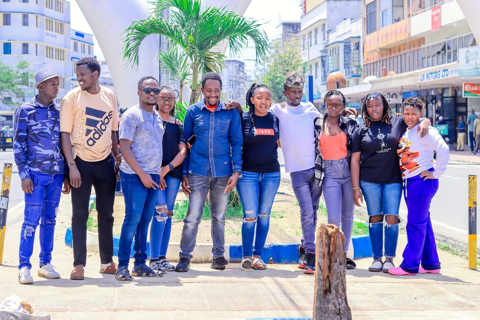 Group photo of guests at the Mombasa Tusks